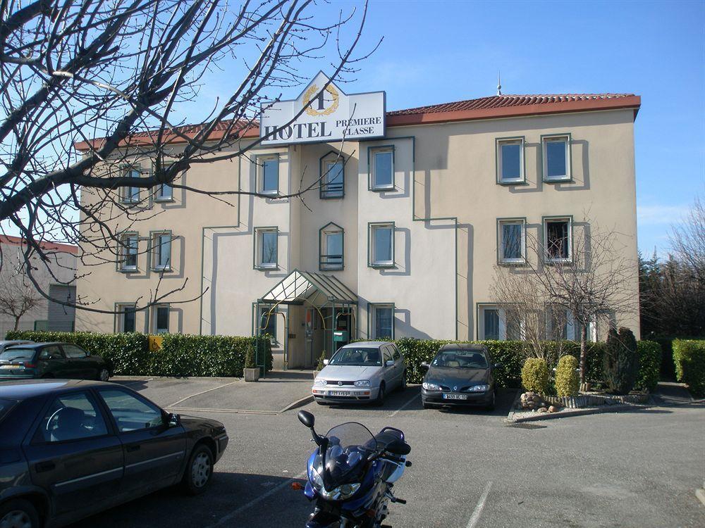 Hotel F1 Lyon Genay Massieux Exterior photo